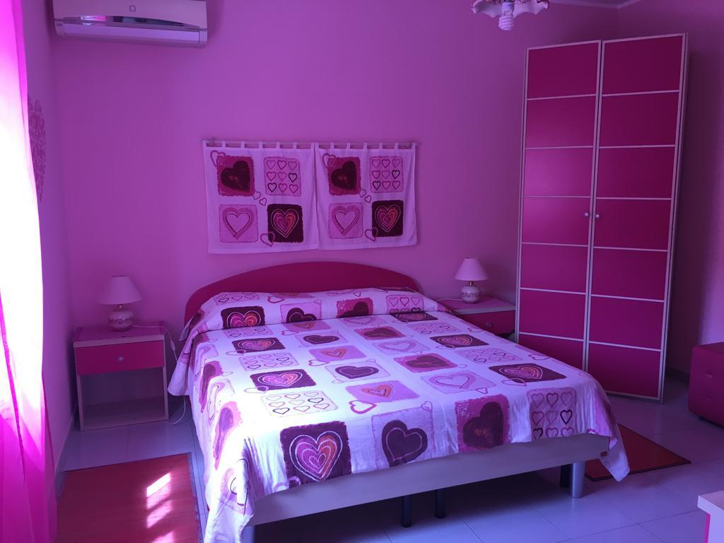 I Colori Dell'Arcobaleno Bed & Breakfast Santo Stefano di Camastra Bagian luar foto