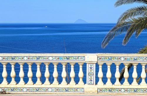 I Colori Dell'Arcobaleno Bed & Breakfast Santo Stefano di Camastra Bagian luar foto